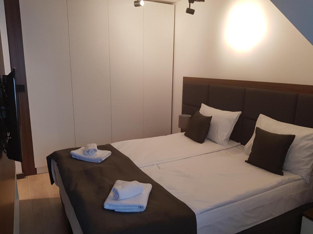 Family Apartmans Harry- Apartmans Of The Apart Hotel & Spa Zoned, Kopaonik - Special Benefit, Children Up To 13 Years Of Age Accompanied By Two Adults Stay For Free-Parking-Breakfast-Pool&Spa المظهر الخارجي الصورة