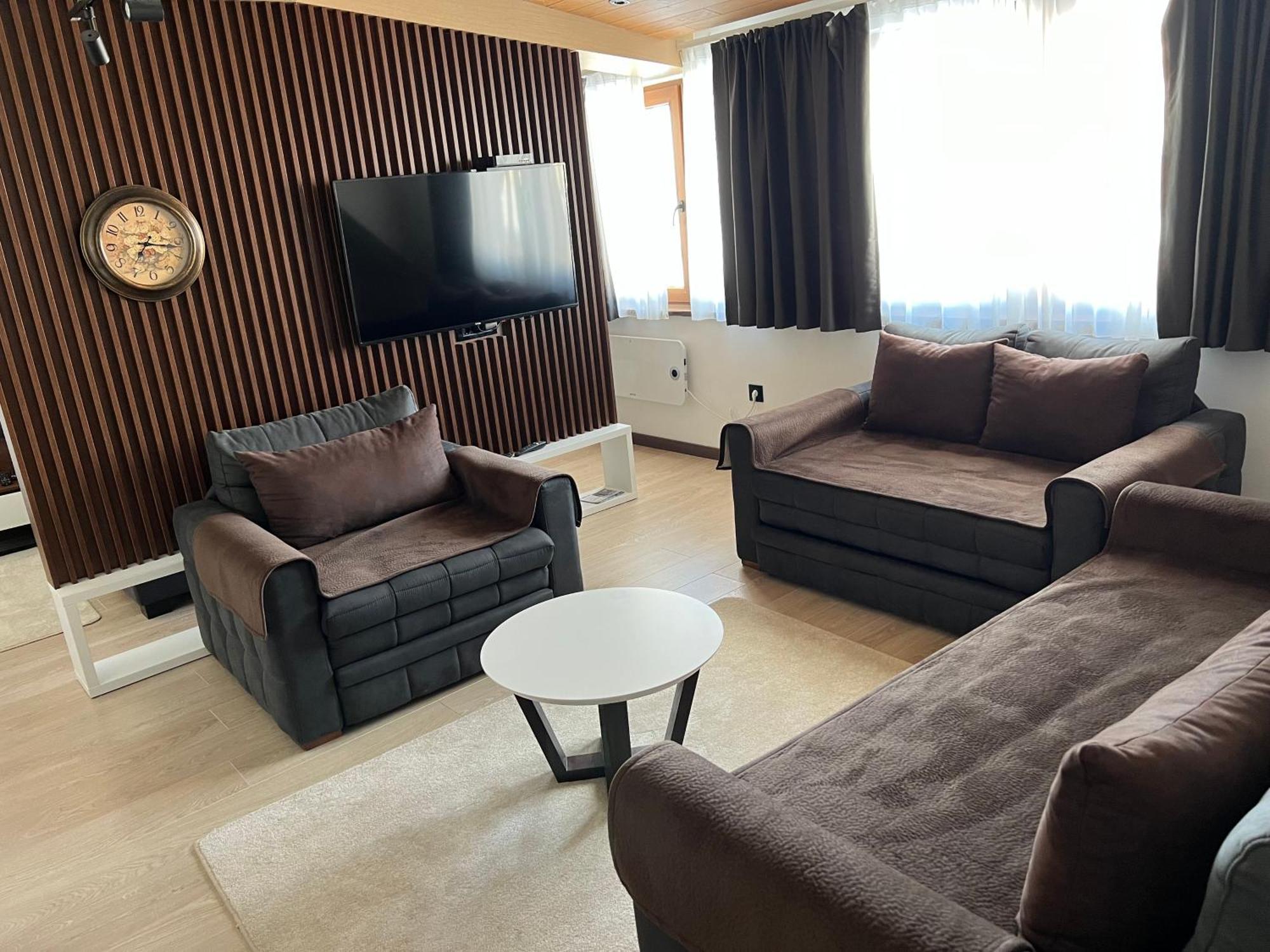 Family Apartmans Harry- Apartmans Of The Apart Hotel & Spa Zoned, Kopaonik - Special Benefit, Children Up To 13 Years Of Age Accompanied By Two Adults Stay For Free-Parking-Breakfast-Pool&Spa المظهر الخارجي الصورة