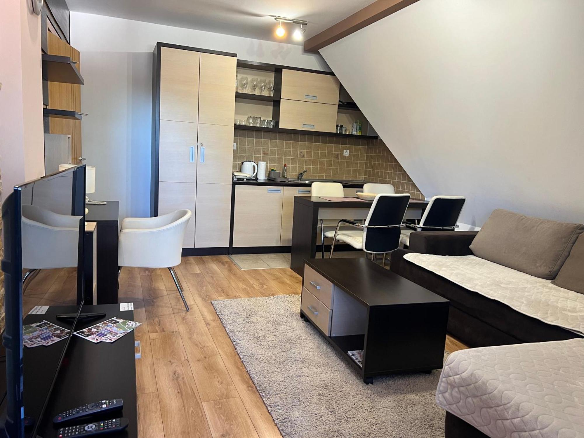 Family Apartmans Harry- Apartmans Of The Apart Hotel & Spa Zoned, Kopaonik - Special Benefit, Children Up To 13 Years Of Age Accompanied By Two Adults Stay For Free-Parking-Breakfast-Pool&Spa المظهر الخارجي الصورة